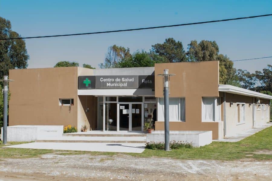 Frente del Centro de Salud